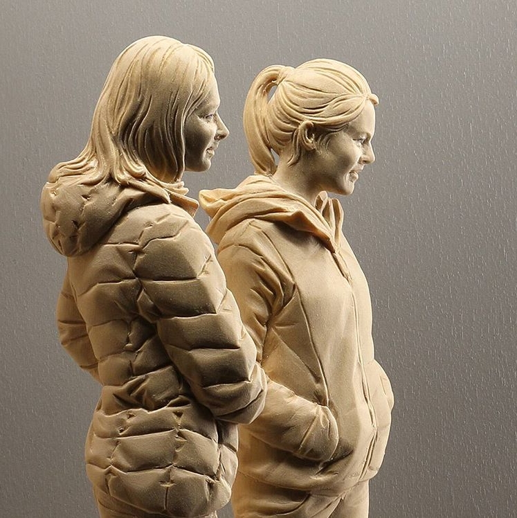 Sculptures bois de Peter Demetz - NetKulture