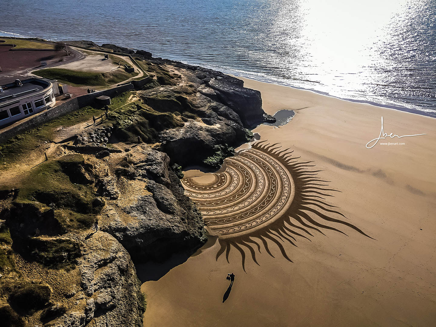 Beach art effet mer par Jben #110 : Mandala Rocheux